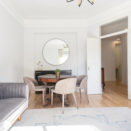 Boutique Apartment Near Ritz & Liberdade Лиссабон Экстерьер фото