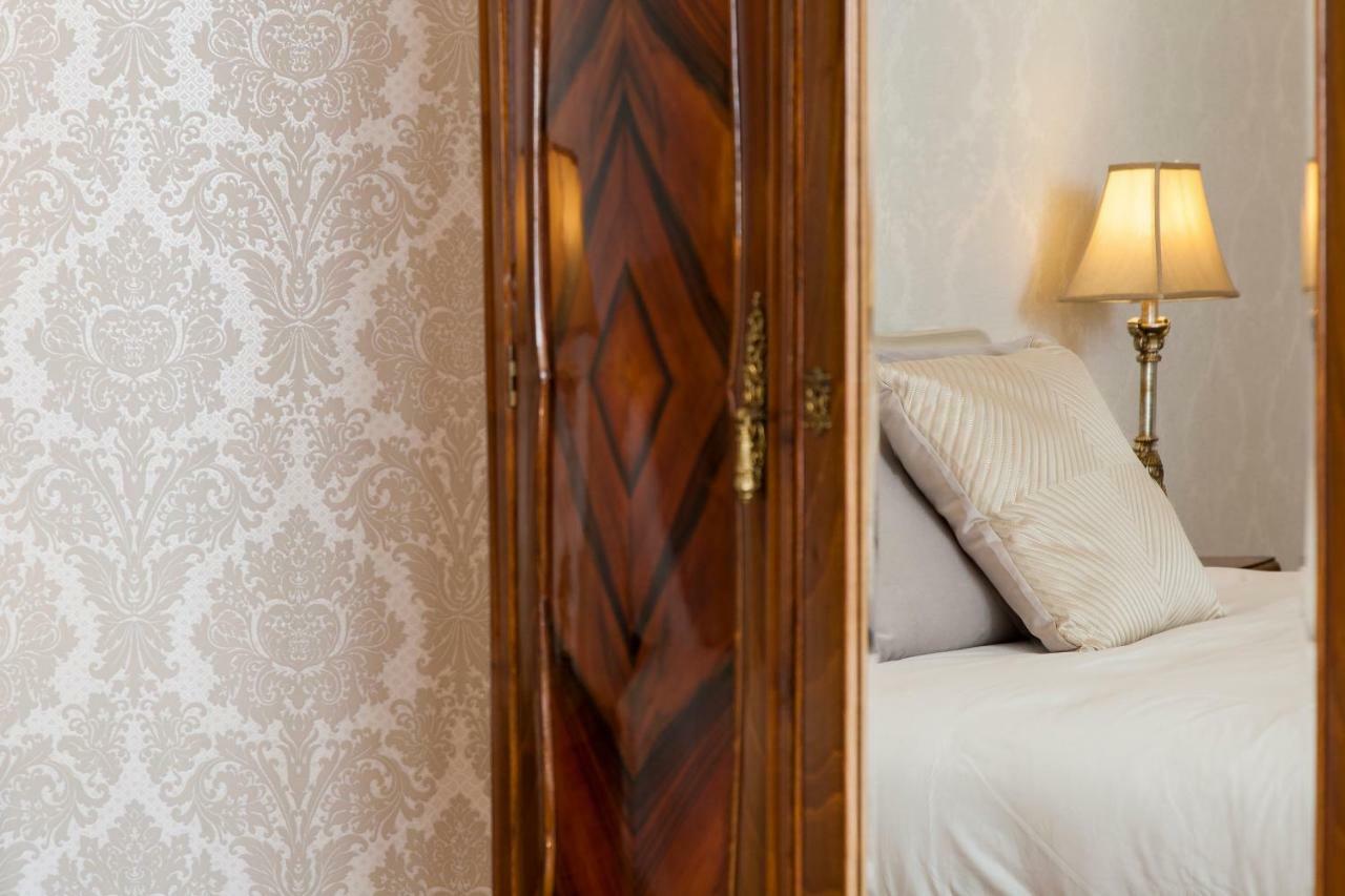 Boutique Apartment Near Ritz & Liberdade Лиссабон Экстерьер фото